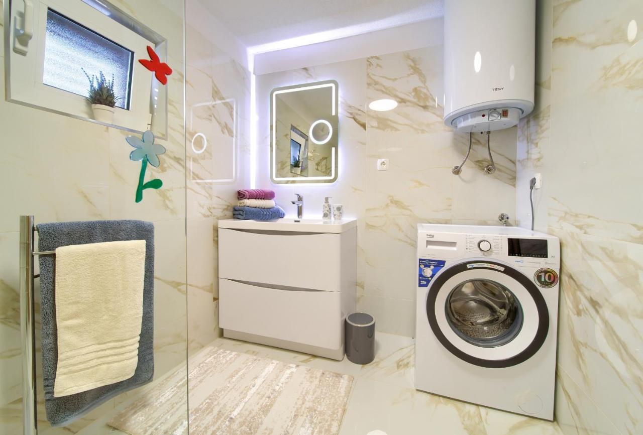 Apartment Mladen クルク エクステリア 写真