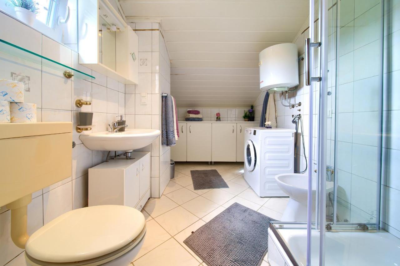 Apartment Mladen クルク エクステリア 写真